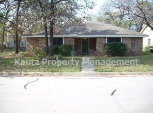 5230 Bellefontaine Dr, Arlington, TX 76017