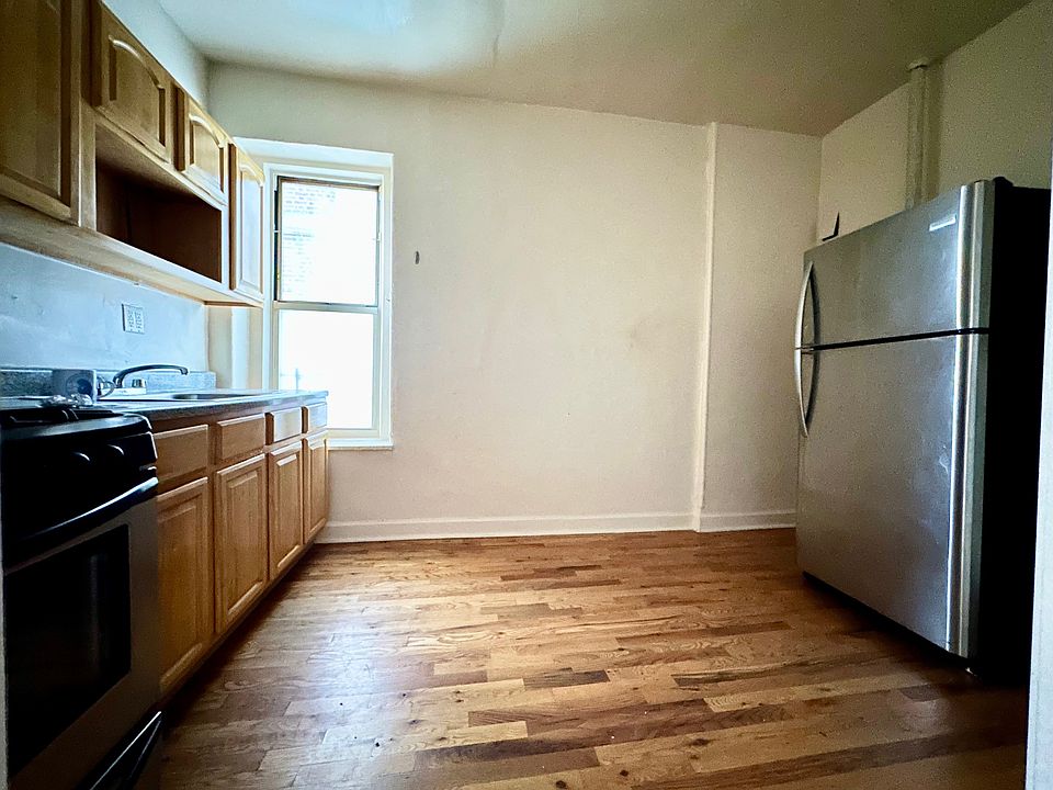 1st image of 302 Eastern Pkwy APT 1H
