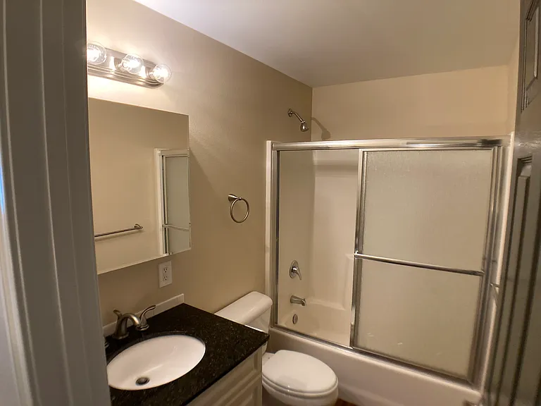 1841 C Pl SE #A — Photo 21