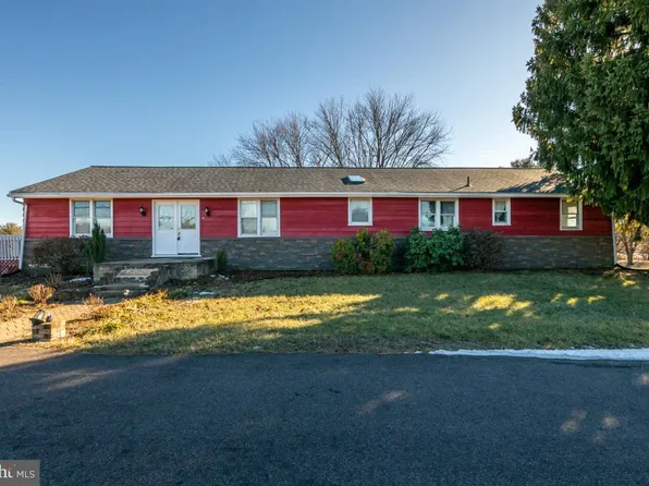 2412 Ridge Rd, Elverson, PA 19520