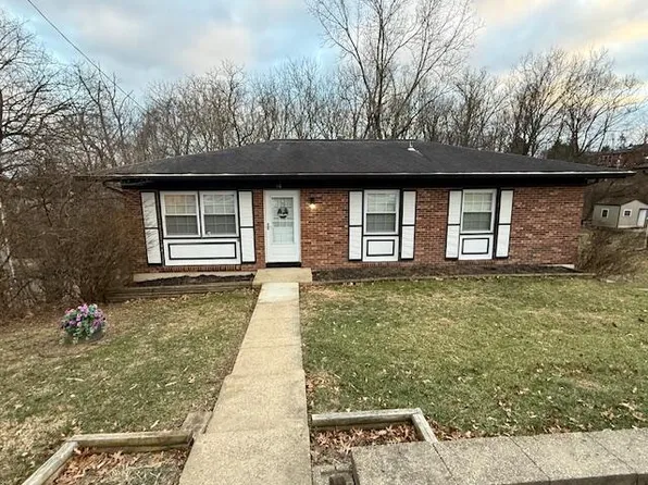 10 Ridgeport Dr, Covington, KY 41017