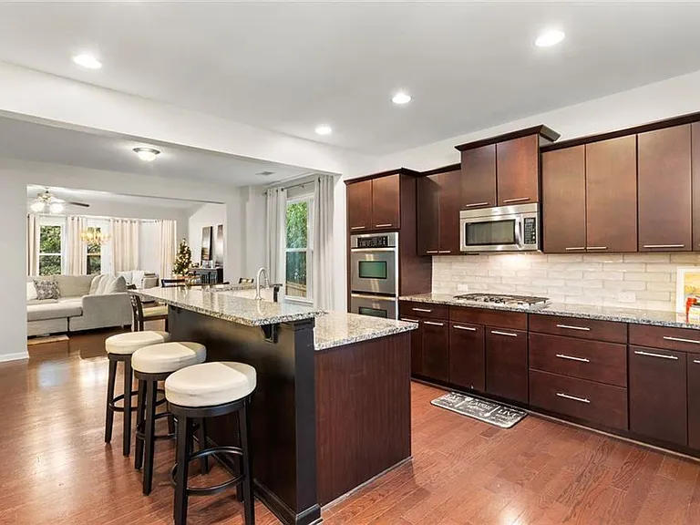 4324 Laurel Creek Ct SE — Photo 9