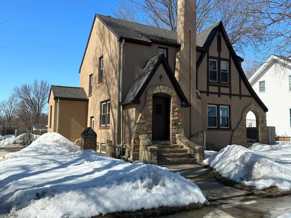 505 N 4th St, Marshall, MN 56258