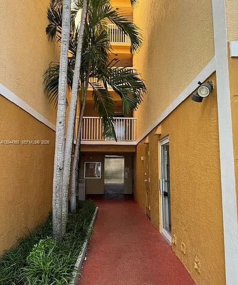 1450 SE 3rd Ave #302 — Photo 36