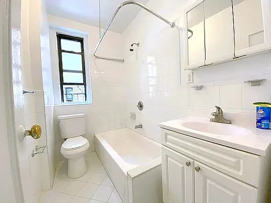 Rented by Manhattan Spaces | media 27