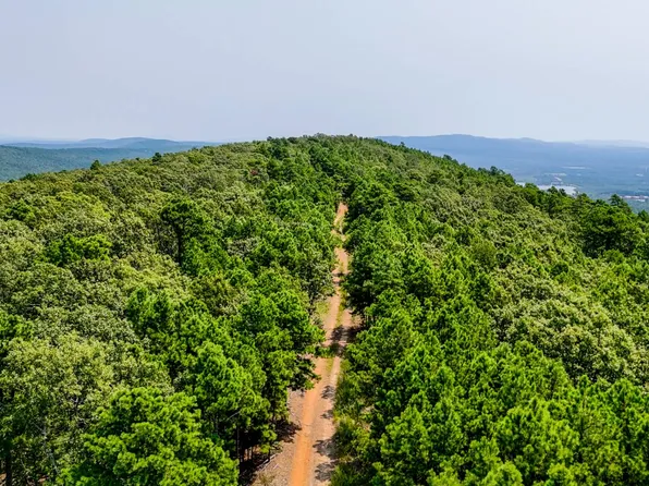 W Middle Mountain Rd, Talihina, OK 74571
