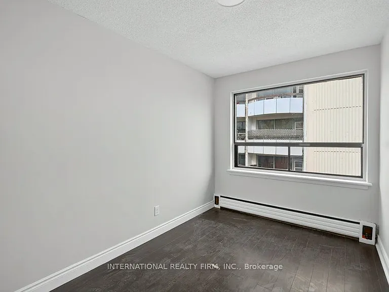 295 Melvin Ave #303 — Photo 17