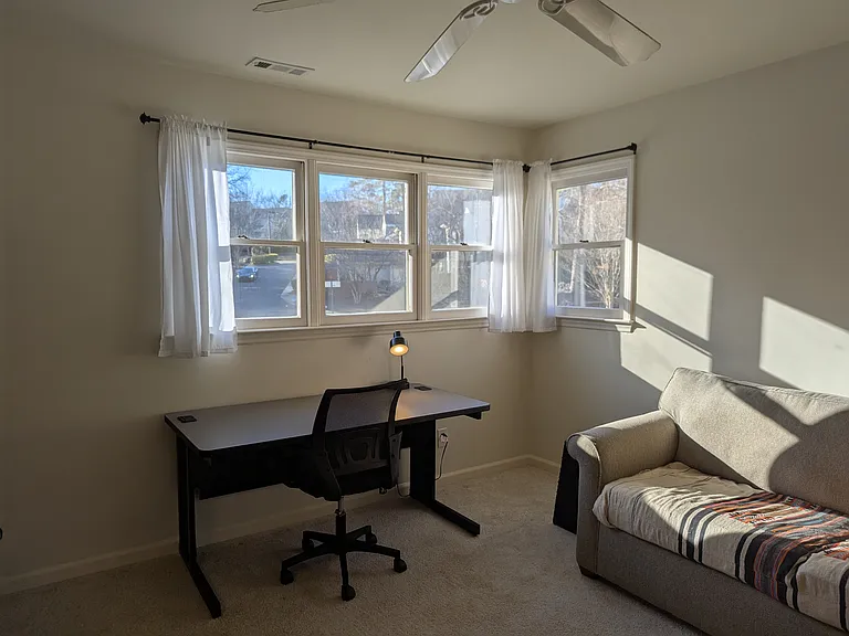 office/second bedroom