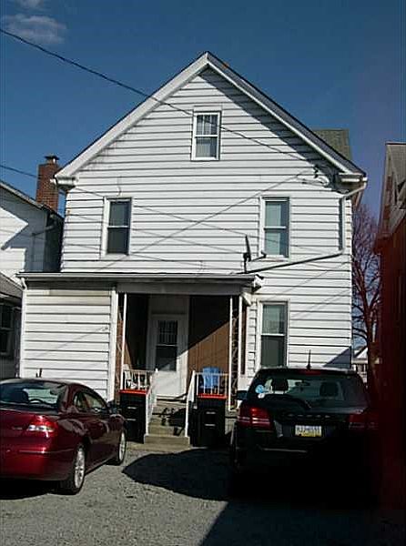 2nd image of 342 Weldon St