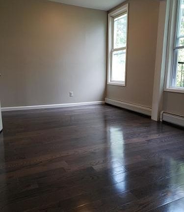 2nd image of 192 Halladay St APT 3