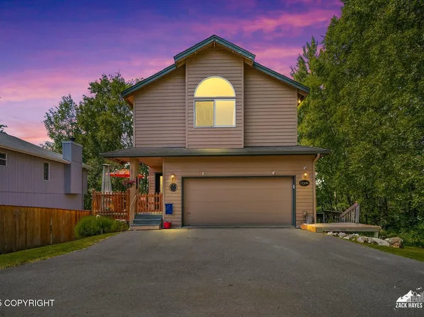 17936 Beaujolais Dr, Eagle River, AK 99577