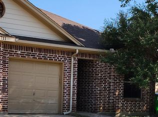 711 Caddell St #B, Aubrey, TX 76227