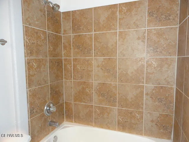 14247 Hacienda Rock Dr — Photo 12