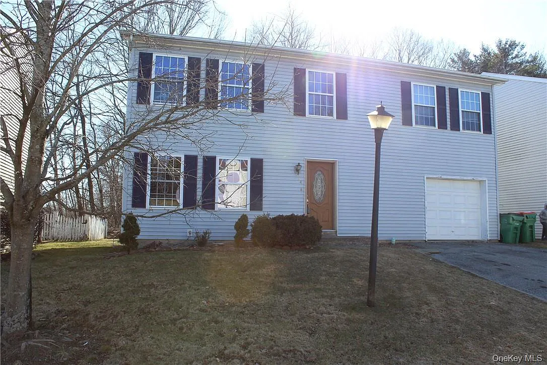 3 bed, 2.5 bath, 1344 sqft, $3,000 — Photo 1