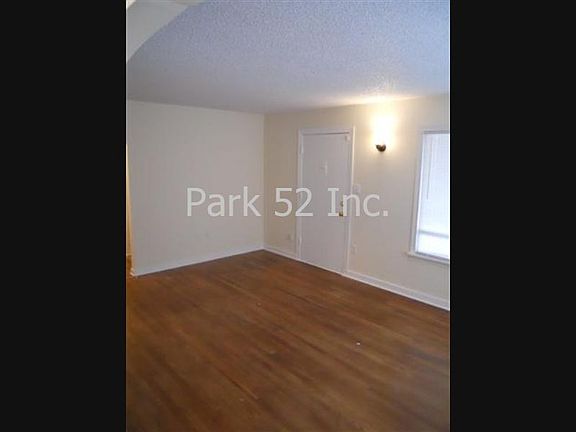 4th image of 7836 S Park Ave
