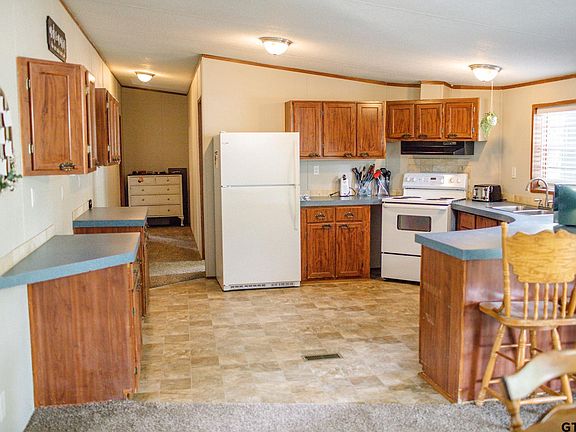 5th image of 20356 Parkside Dr