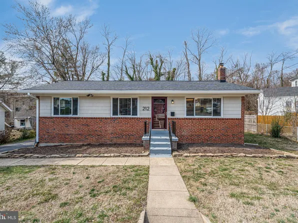 212 N Gordon St, Alexandria, VA 22304
