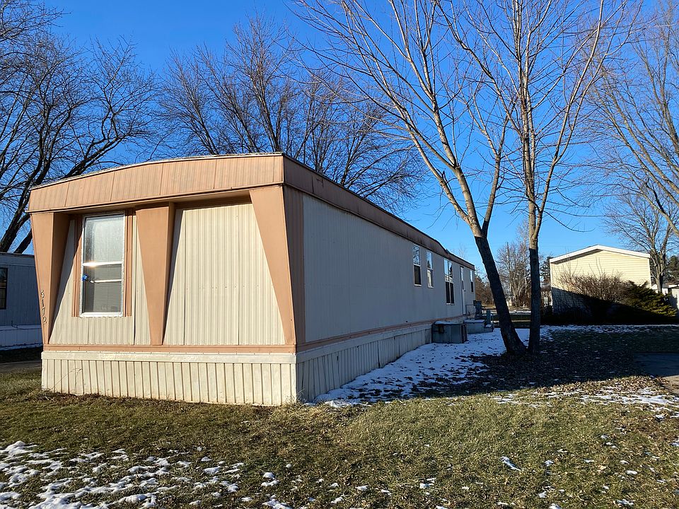 2nd image of 5172 Tokay Dr #80