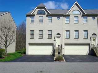 136 Terra Dr, Mc Kees Rocks, PA 15136