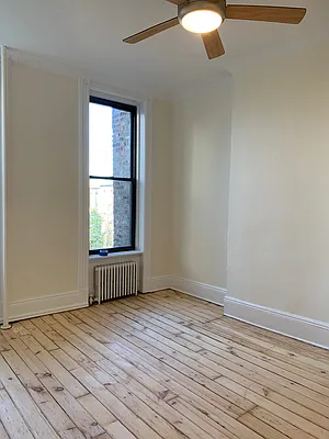 Rented by Compass | media 18