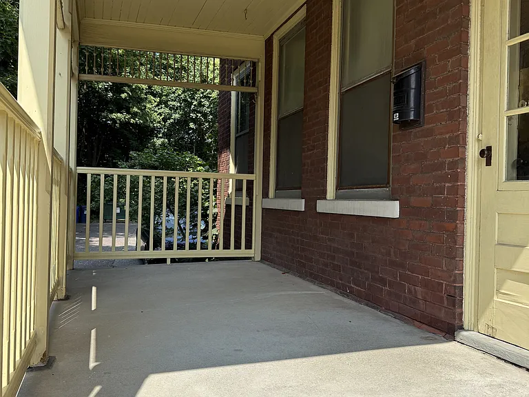 Private Entrance