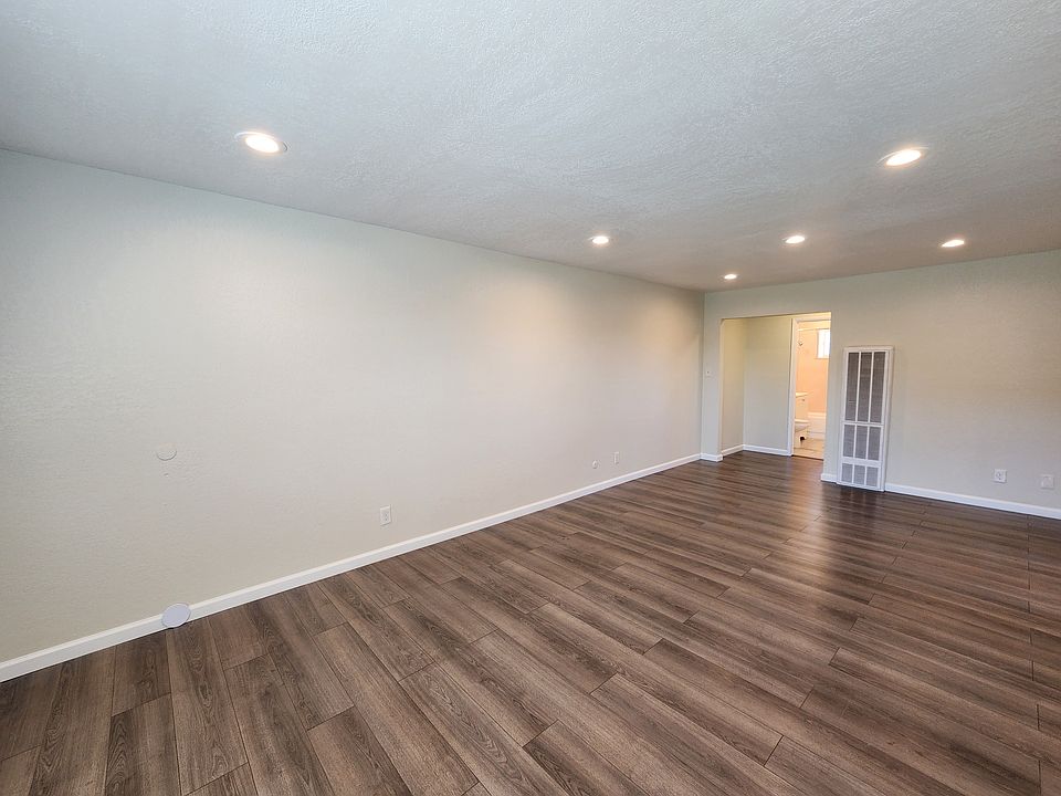 SPACIOUS living room. GAS heater.
