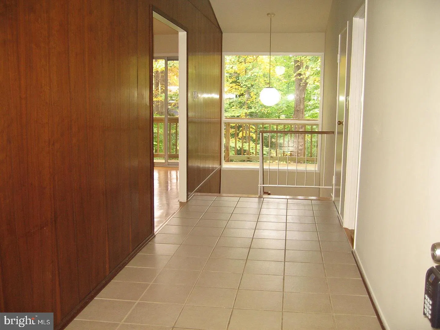 5 bed, 3.0 bath, 2695 sqft, $4,200 — Photo 3