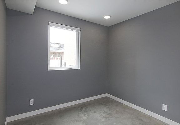 3rd image of 35-54 32nd St #2R