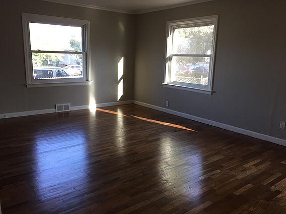 4th image of 4016 McKinley Ave