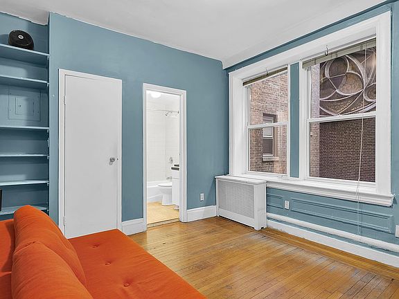 2nd image of 140 W 71st St APT 2A