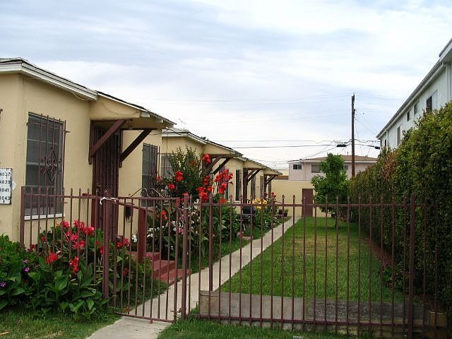 1st image of 4043 36th St