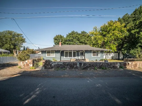 156 NE Spruce Ln, Prineville, OR 97754