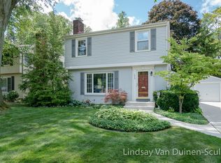 1715 Plymouth Ave SE, Grand Rapids, MI