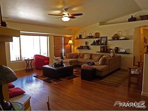 GREAT ROOM BAY WINDOWS