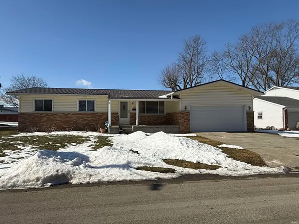 303 N Meadow Ln, Hartford City, IN 47348