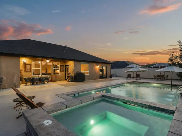 4075 Pembroke Ln, Shasta Lake, CA 96019