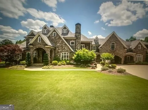 5779 Legends Club Cir, Braselton, GA 30517