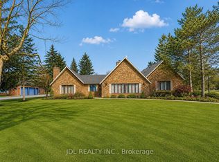2033 Niagara River Pkwy, Fort Erie, ON L2A 5M4