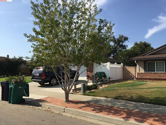 4th image of 915 Amethyst Dr
