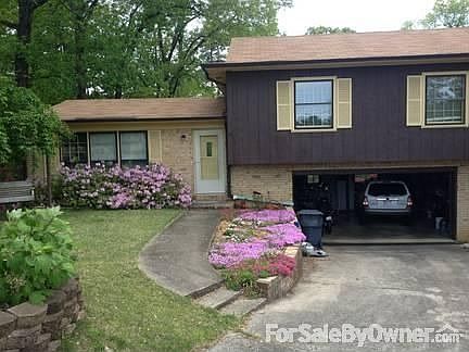 1st image of 216 Hershel Dr