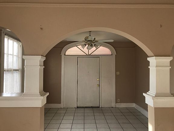 2nd image of 2331 Almonaster Ave