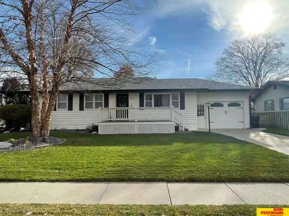 1229 E 20th St, Fremont, NE 68025