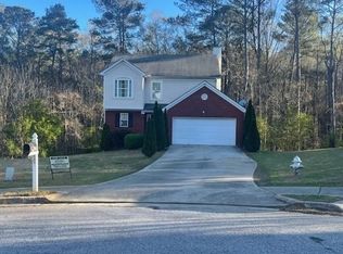 6794 Ridgewood Ln, Riverdale, GA 30296