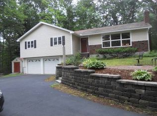 10 Naticook Rd, Merrimack, NH 03054