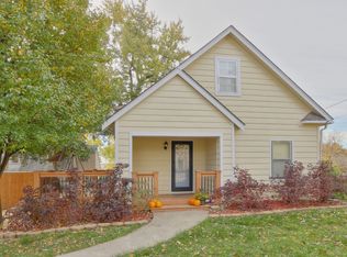 8815 W 49th St, Merriam, KS 66203