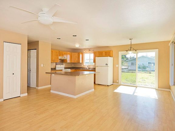 3rd image of 16-2102 Mauna Kea Dr