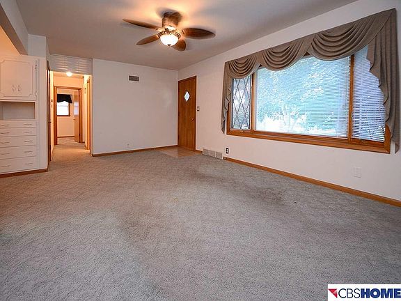 2nd image of 715 S 67th Ave