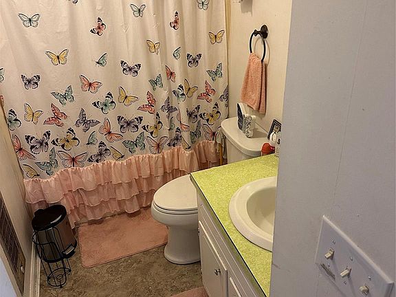 5th image of 2106 Powderhorn Ct