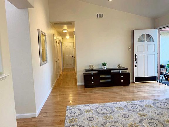 2nd image of 191 Bender Cir