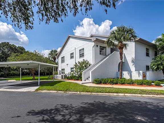2nd image of 3209 Landmark Dr APT 4402